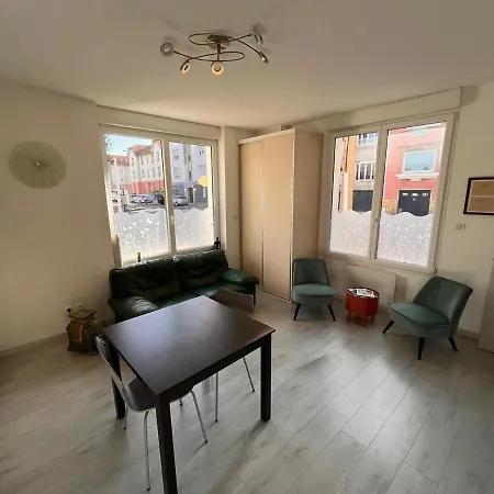 Nancy, 2 Pieces, 2 Personnes - Fr-1-584-298 Hébergement de vacances Nancy